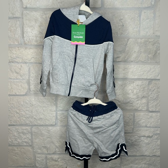 Isaac Mizrahi Other - Isaac Mizrahi and Crayola NWT Boys Hoodie and Matching Short Set . Size 4 and 3